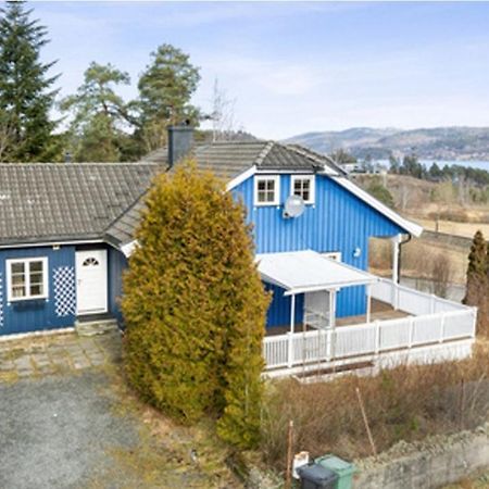 Апартаменты Blue House Brevik Порсгрунн Экстерьер фото
